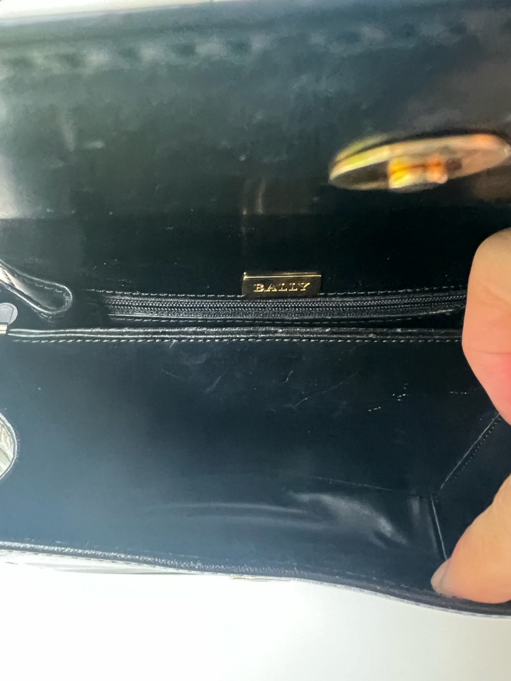 Vintage Bally Black Leather Top-Handle Bag with Gold Accent - Picture 7 of 9